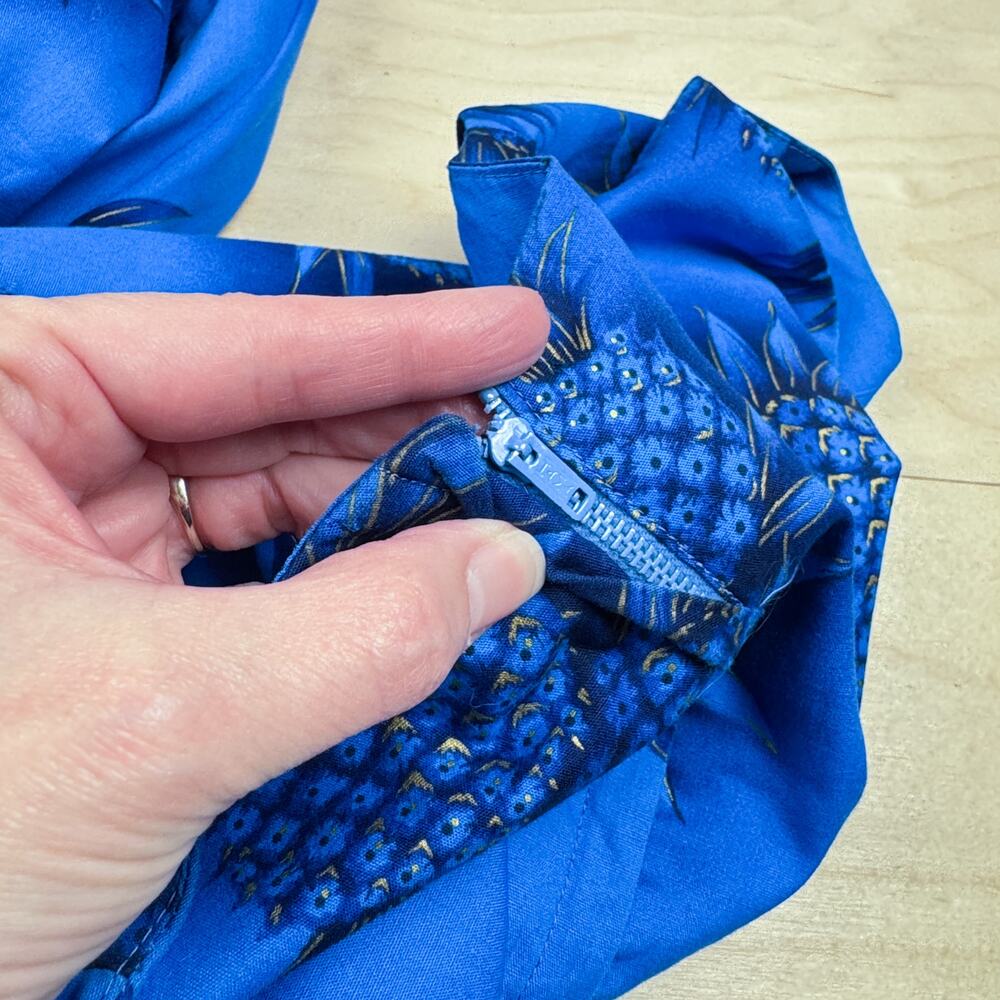 Vintage 1950s Blue and Gold Pineapple Print Tiki Maxi Dress - Picture 5 of 7